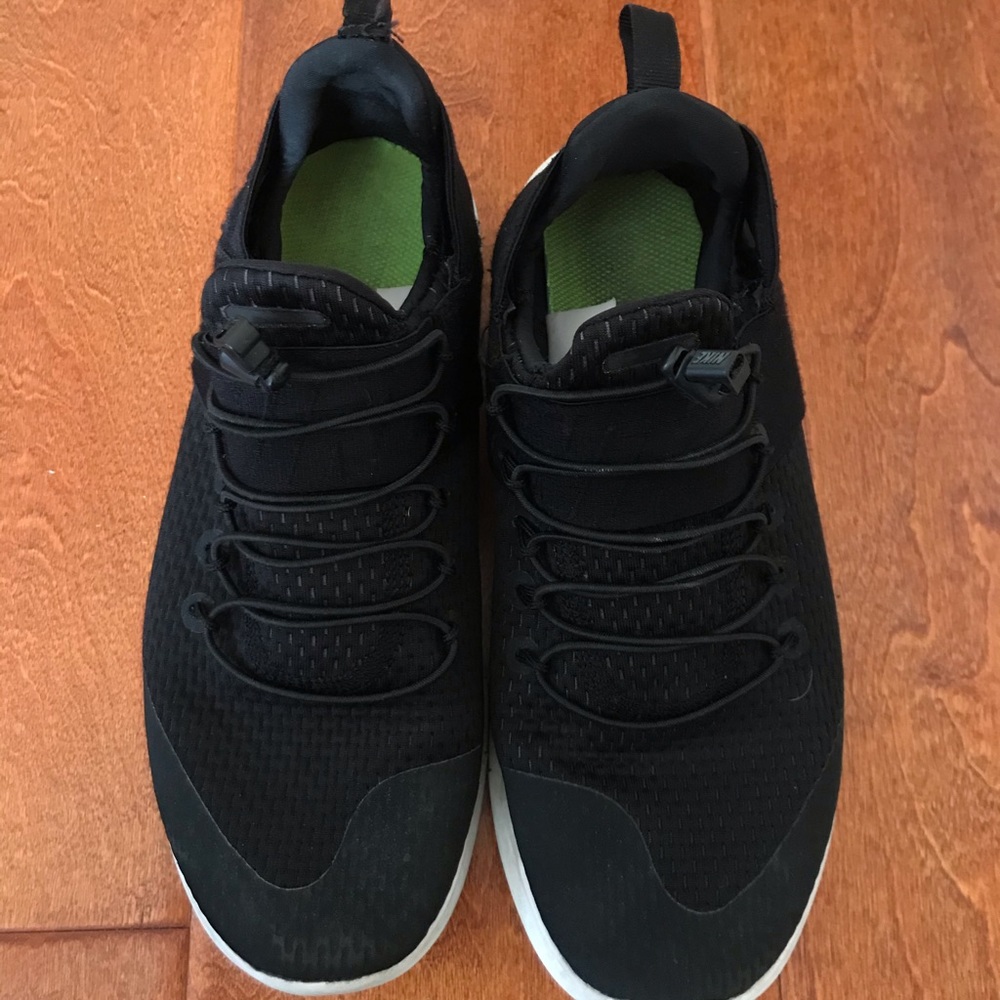Nike Women’s Free RN CMTR